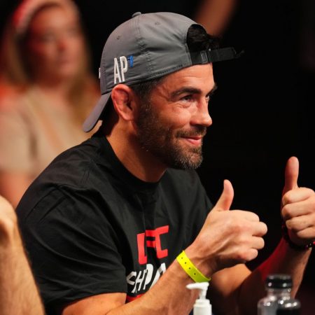 Ex-UFC champ Dominick Cruz wants ‘one last dance’ in early 2025