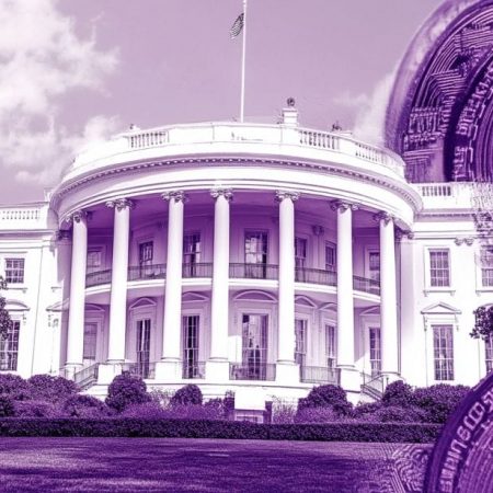 Trump To Tap Crypto-Friendly Howard Lutnick As Commerce Secretary