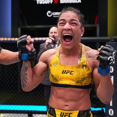 Viviane Araujo remains focused on winning UFC belt and stopping hyped prospects like Karine Silva