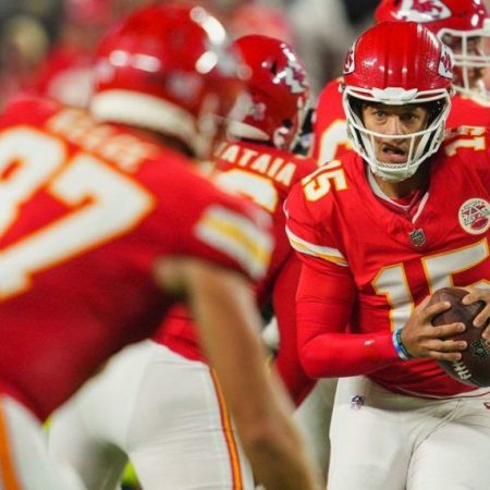Thanksgiving Football Feast: $4.5B in Wagers Expected this Week