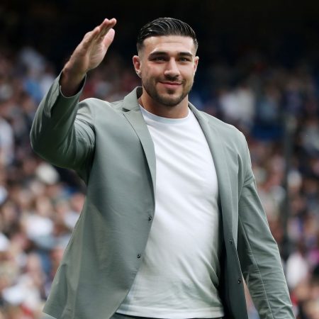 Tommy Fury vs. Darren Till press conference video at 12 p.m. ET