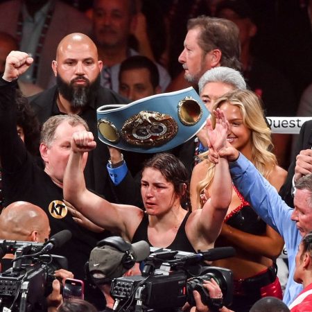 ‘100 more strikes and lost?’: Pros react to Katie Taylor controversial decision win in Amanda Serrano rematch