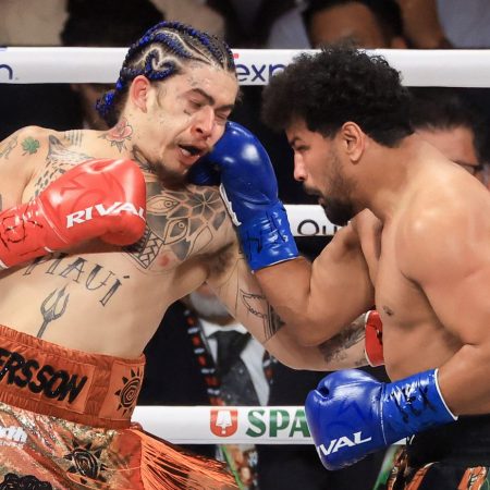 Paul vs. Tyson results: Neeraj Goyat punishes overmatched Whindersson Nunes to win lopsided decision