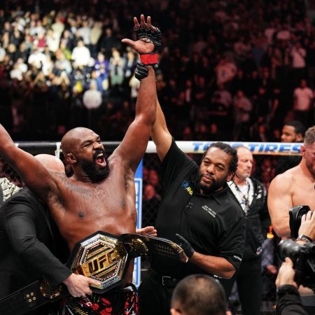 ‘Felt like the Jake Paul fight all over again’: Pros react to Jon Jones making easy work of Stipe Miocic at UFC 309