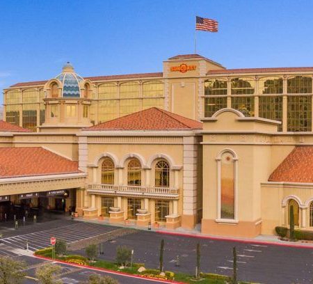 Las Vegas Locals Casino Market Masking Weaknesses, Says Analyst