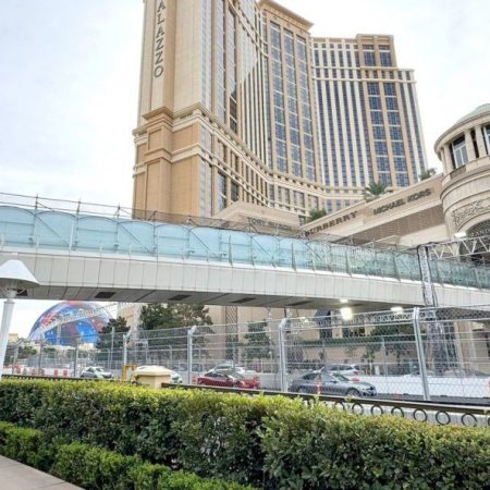 F1 Walls Off Pedestrian Bridges Over Las Vegas Strip