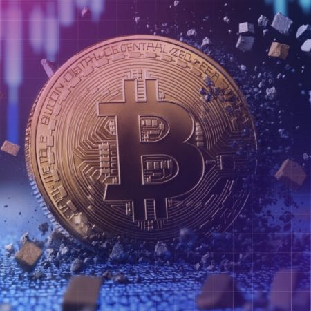 Bitcoin Spot ETFs See Outflows of $680M as Crypto Market Dips