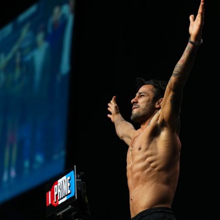 UFC champ Alexandre Pantoja reacts to Demetrious Johnson announcing retirement