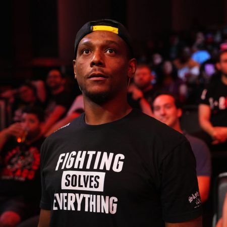 Morning Report: Jamahal Hill responds to viral confrontation with Alex Pereira: ‘I get paid to put on gloves and fight’