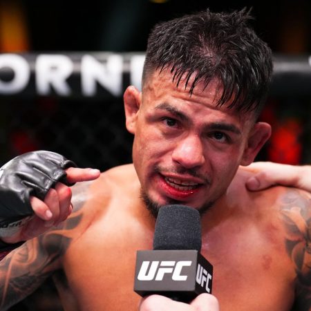 Brandon Royval exonerates Nate Diaz from starting water bottle fight at UFC 310