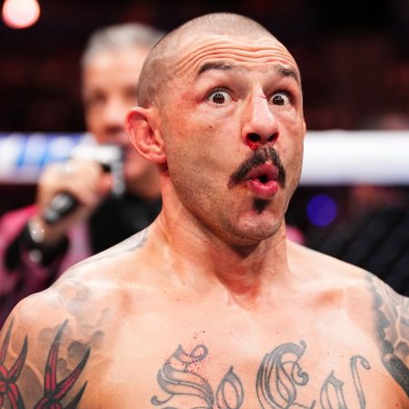 ‘A dawg until the end’: Pros react to Cub Swanson’s stunning knockout at UFC Tampa