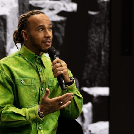 Sports Betting News and Notes: Hamilton Ends F1 Mercedes Run; Card Set for UFC 311; NFL MVP Odds Movement