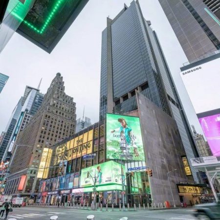 Teachers Union Latest Group to Oppose Caesars Casino in NYC’s Times Square