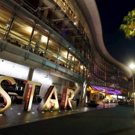 JPMorgan Disposes of Star Entertainment Stake