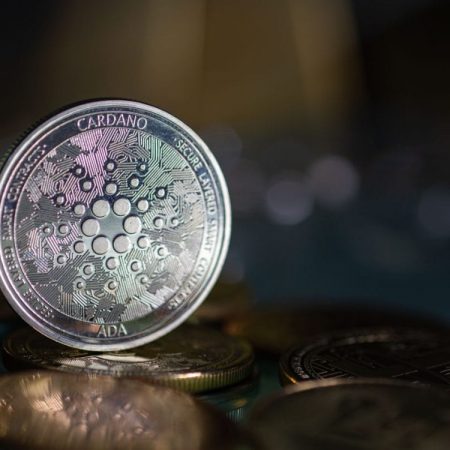 Cardano Price Slumps Under $1 – Time to Buy the Dip?