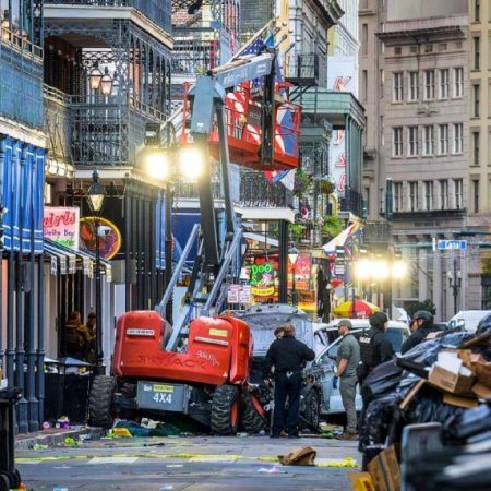 New Orleans Sugar Bowl Will Kick Off Tonight Despite French Quarter Attack