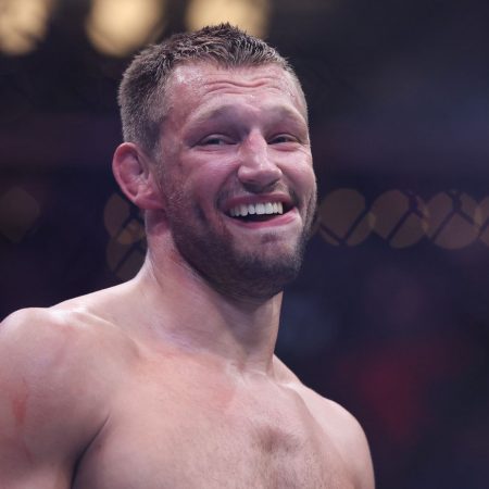 Reinier de Ridder explains why he favors Dricus du Plessis over Khamzat Chimaev after training with both