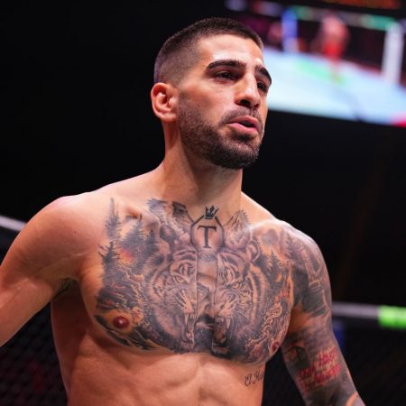 ‘One is a main event, the other isn’t’: Fans react to Ilia Topuria fighting Islam Makhachev or Charles Oliveira at UFC 317