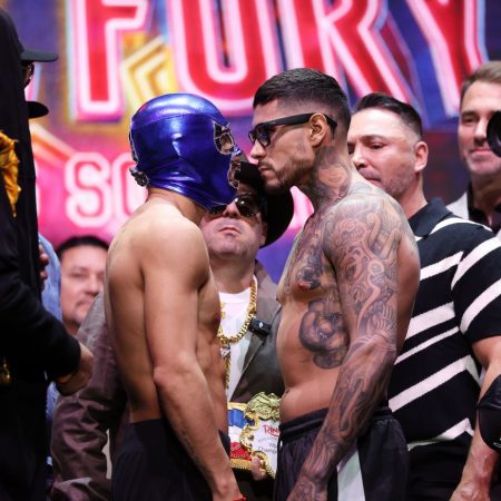 Teofimo Lopez vs. Arnold Barboza: Live round-by-round updates