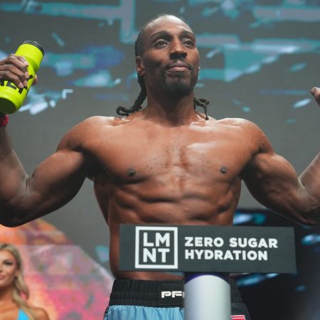 PFL 4 results: Phil Davis stops Rob Wilkinson for first knockout win in over 5 years